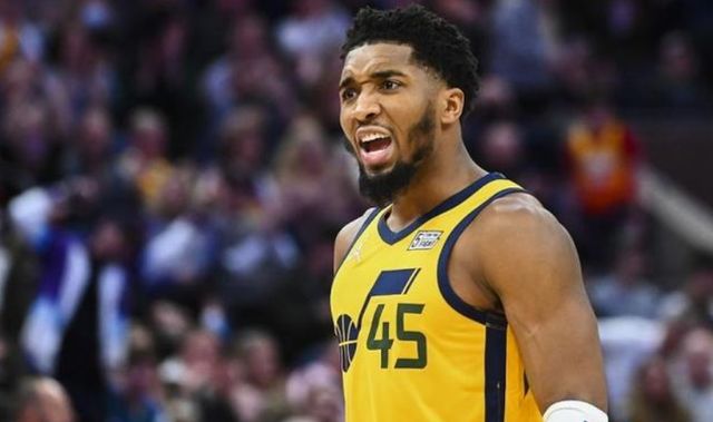 在防守端则 在防守端则