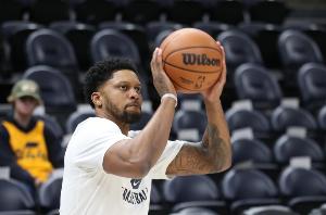 四分卫时发 四分卫时发